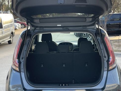 Used 2024 Kia Soul LX w/ Option Group 015 image 24