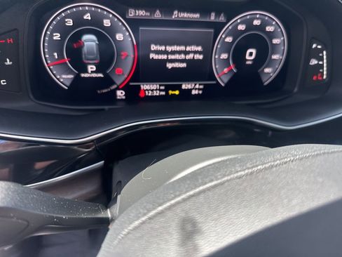 Used 2019 Audi Q8 Premium Plus w/ Premium Plus image 23