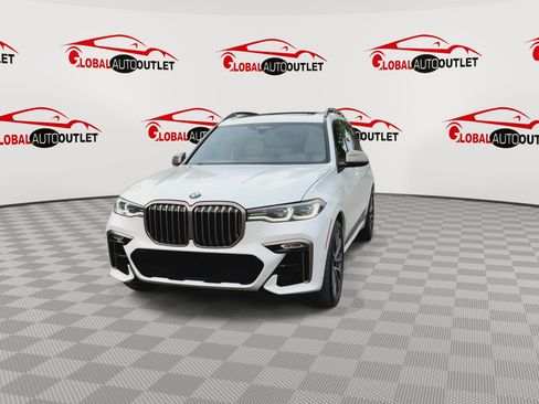 Used 2021 BMW X7 M50i AWD/4WD image 3