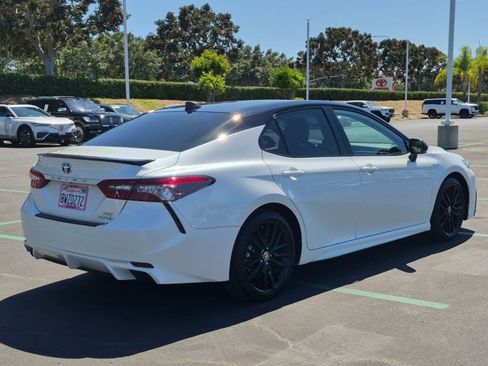 Used 2021 Toyota Camry XSE w/ Navigation Upgrade Package FWD image 5