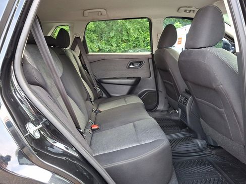 Used 2021 Nissan Rogue SV AWD/4WD image 14