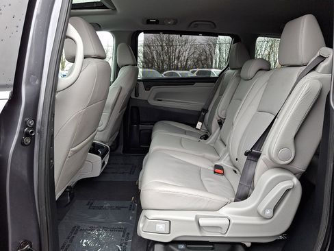 Used 2019 Honda Odyssey EX-L image 10