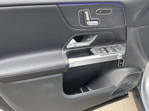 New 2026 Mercedes-Benz GLB 250 4MATIC image 13