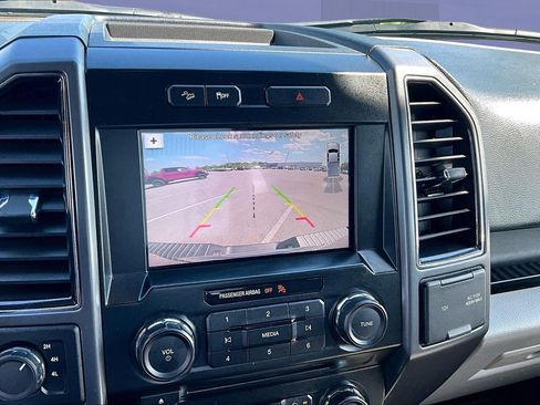 Used 2017 Ford F150 XLT w/ Equipment Group 302A Luxury AWD/4WD image 15