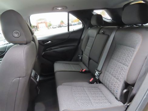 Used 2024 Chevrolet Equinox LT image 21