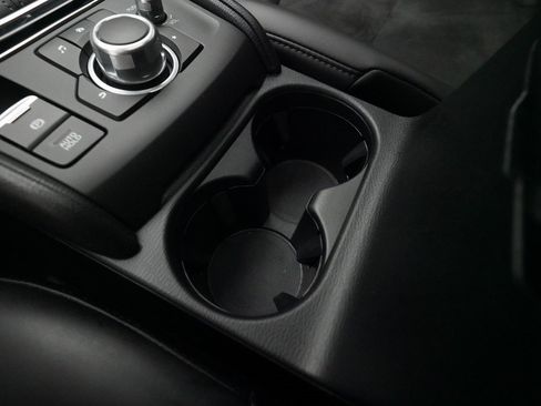 Used 2018 MAZDA CX-5 Touring image 17