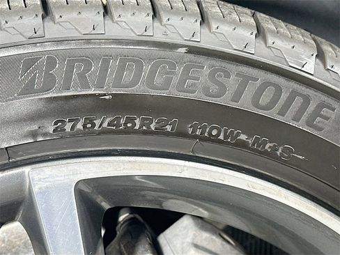 Used 2020 Mercedes-Benz GLE 350 w/ Premium Package image 34