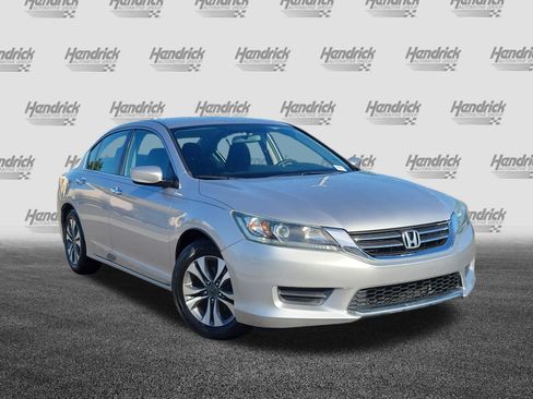 Used 2013 Honda Accord LX image 2