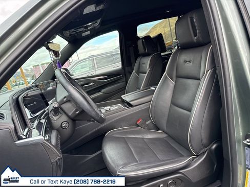 Used 2024 Cadillac Escalade Sport w/ LPO, ONYX Package image 7