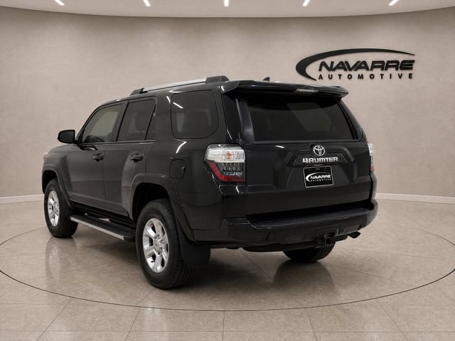 Used 2023 Toyota 4Runner SR5 Premium w/ Moonroof Package RWD image 5