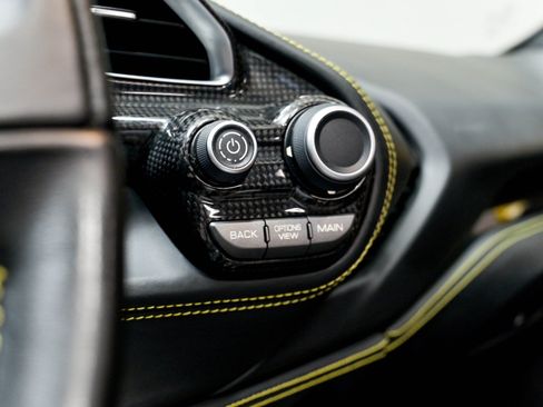 Used 2017 Ferrari 488 Spider RWD image 17