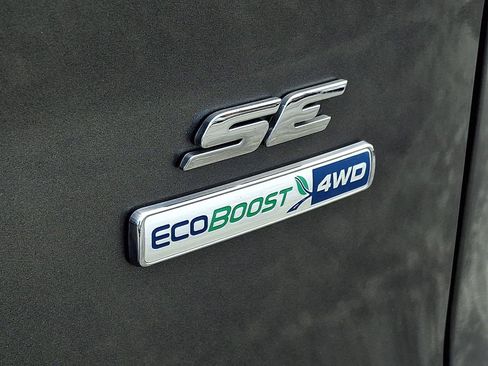 Used 2015 Ford Escape SE AWD/4WD image 30