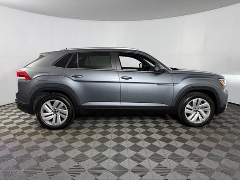Used 2023 Volkswagen Atlas Cross Sport SE FWD image 7