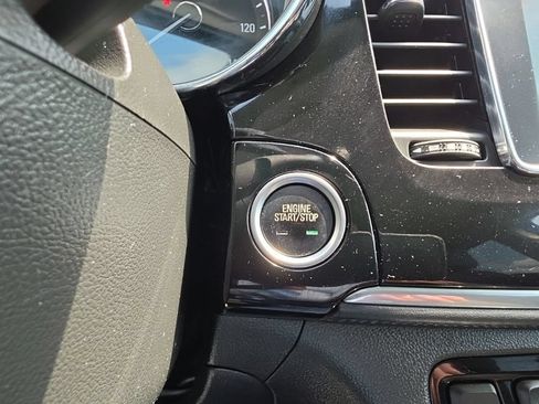Used 2018 Buick Encore Sport Touring FWD image 13