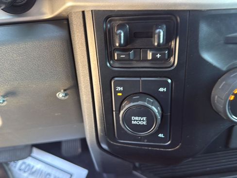 Used 2023 Ford F250 XLT AWD/4WD image 27