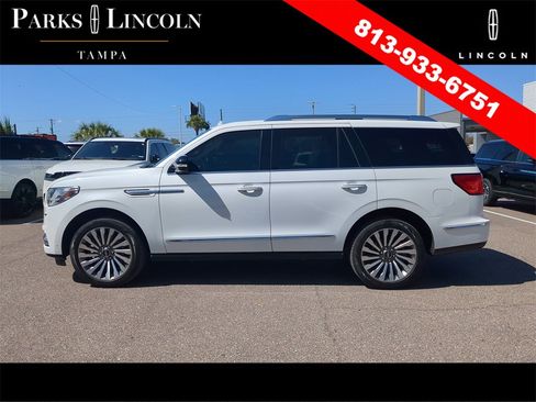 Used 2021 Lincoln Navigator Reserve w/ Luxury Package image 6