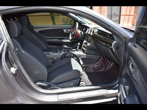 Used 2018 Ford Mustang GT w/ Equipment Group 301A RWD image 25