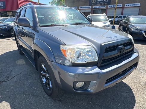 Used 2006 Toyota 4Runner Limited AWD/4WD image 3
