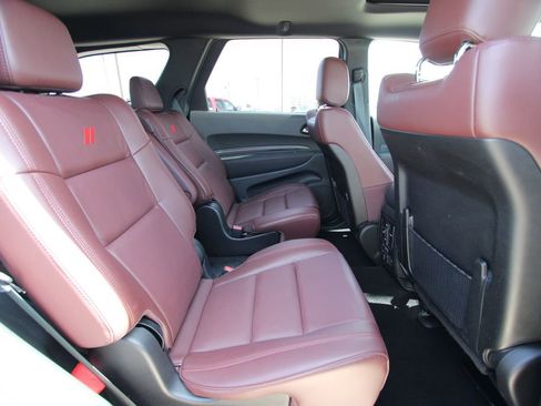 Used 2024 Dodge Durango GT image 9