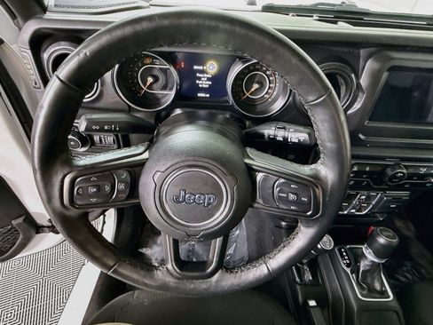 Used 2022 Jeep Wrangler Unlimited Sport AWD/4WD image 19