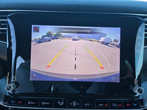 Used 2024 Jeep Wagoneer L Series II w/ Flexible Seating Group AWD/4WD image 11