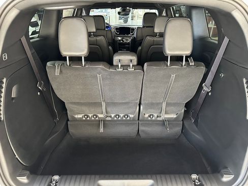 New 2026 Chrysler Pacifica Select image 42