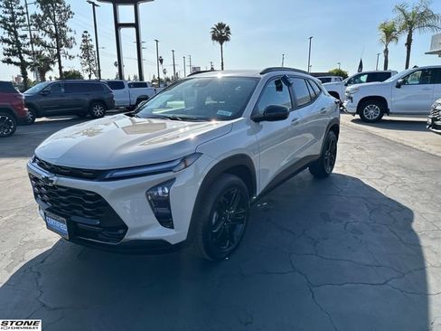 Certified 2026 Chevrolet Trax ACTIV w/ Driver Confidence Package image 4