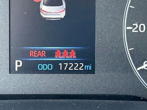 Used 2023 Toyota Corolla LE image 13