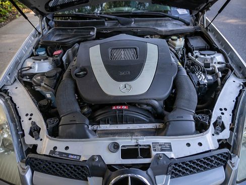 Used 2009 Mercedes-Benz SLK 300 image 35