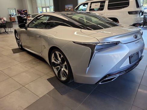 Used 2018 Lexus LC 500 Coupe w/ Performance Package image 5