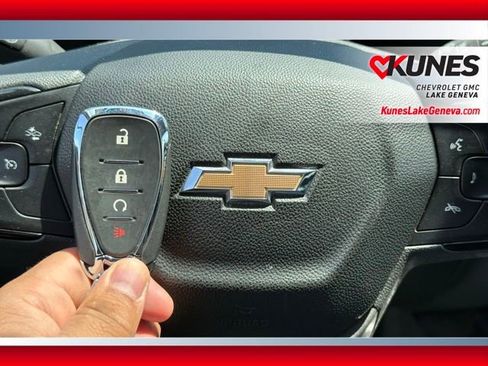 Used 2024 Chevrolet Trax LT FWD image 20