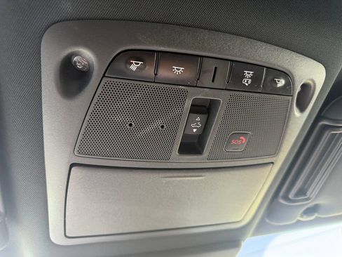 Used 2020 Nissan Armada Platinum w/ Platinum Reserve Package RWD image 33