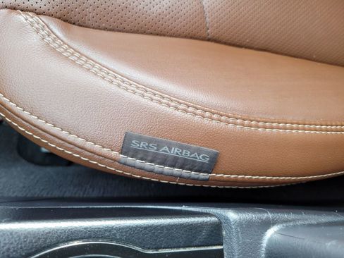 Used 2019 Subaru Outback 3.6R Touring image 40