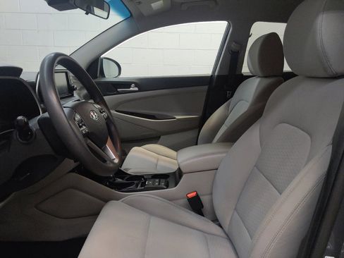 Used 2019 Hyundai Tucson SE AWD/4WD image 17