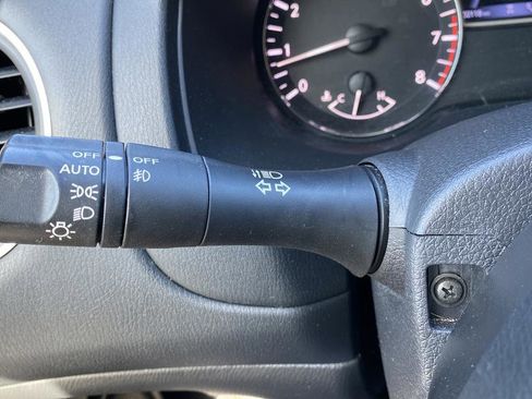 Used 2020 Nissan Pathfinder SV AWD/4WD image 33