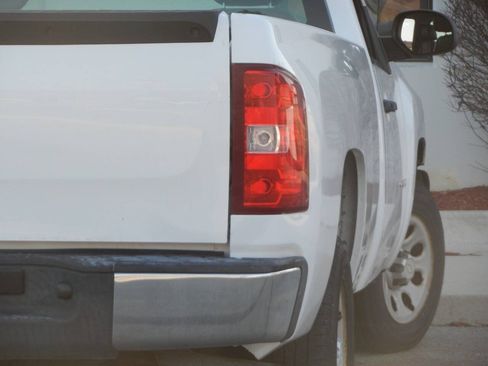 Used 2012 Chevrolet Silverado 1500 W/T RWD image 17