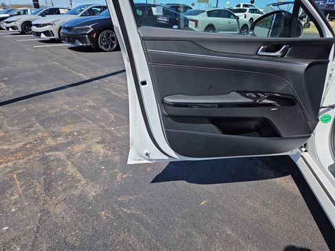 New 2025 Kia K5 GT-Line w/ GT-Line Premium Package image 27