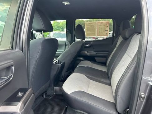 Used 2023 Toyota Tacoma TRD Sport AWD/4WD image 16