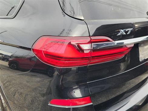 Used 2020 BMW X7 xDrive40i w/ M Sport Package image 7