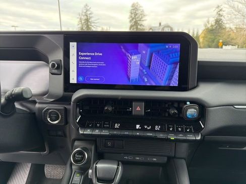 Used 2024 Toyota Land Cruiser image 17