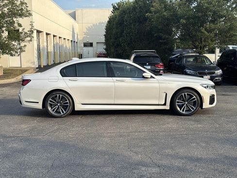 Used 2020 BMW 750i xDrive w/ Executive Package AWD/4WD image 12