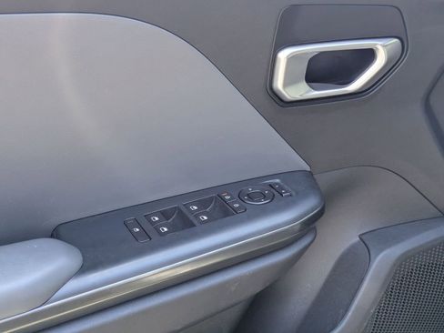 Used 2025 Kia K4 FWD image 16
