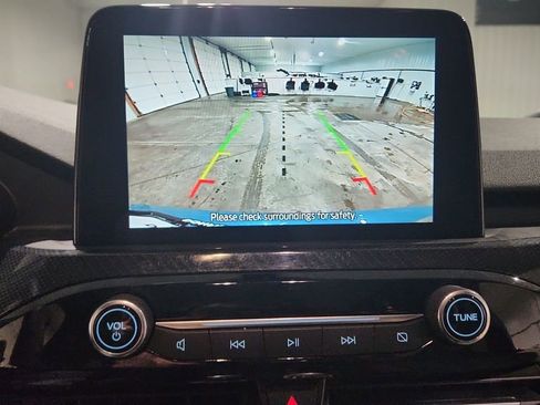 Used 2024 Ford Escape ST-Line Select w/ Class II Trailer Tow Package image 21