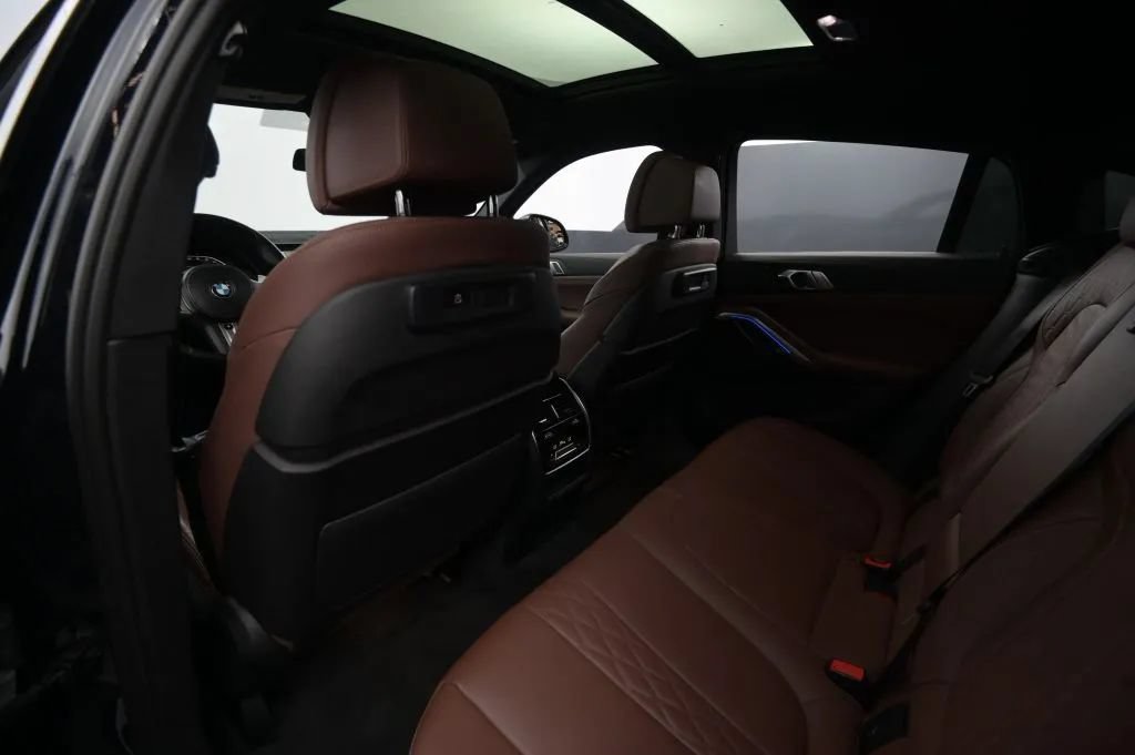 Used 2023 BMW X6 xDrive40i w/ M Sport Package AWD/4WD image 45