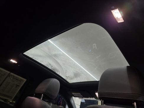 Used 2024 Mercedes-Benz GLE 53 AMG 4MATIC Coupe image 40