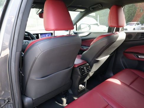 Used 2023 Lexus NX 250 FWD w/ Towing Package (2000 Lbs) image 17