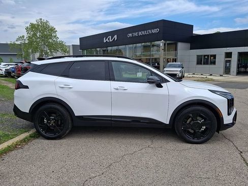 Certified 2026 Kia Sportage X-Line w/ X-Line Premium Package AWD/4WD image 7