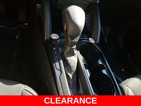Used 2024 Chevrolet TrailBlazer LT AWD/4WD image 14