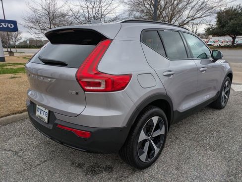 New 2026 Volvo XC40 B5 Plus w/ Protection Package Premier image 4