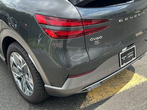 Used 2025 Genesis GV60 Advanced image 15